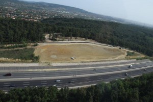 M0 autópálya támfal megerősítés. DOVI-Trade Kft